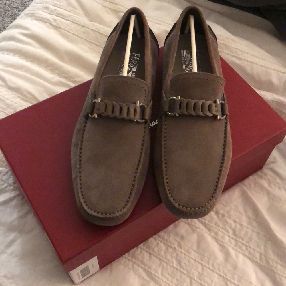 Men’s suede ferragamo drivers